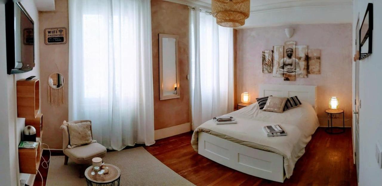 Couette Et Tartine Bed & Breakfast Шалон-сюр-Сон Екстериор снимка