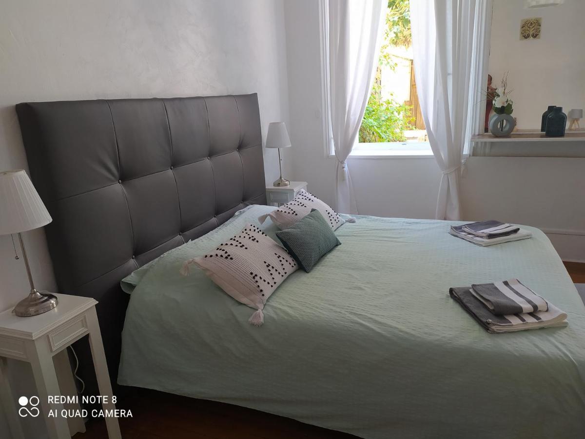 Couette Et Tartine Bed & Breakfast Шалон-сюр-Сон Екстериор снимка