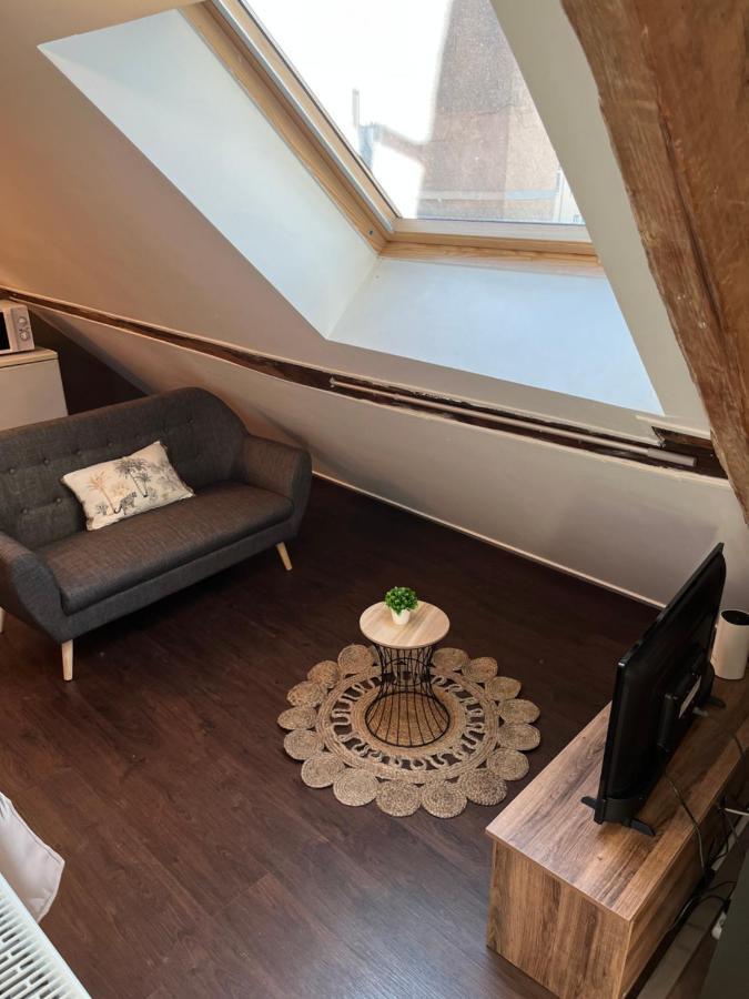 Couette Et Tartine Bed & Breakfast Шалон-сюр-Сон Екстериор снимка