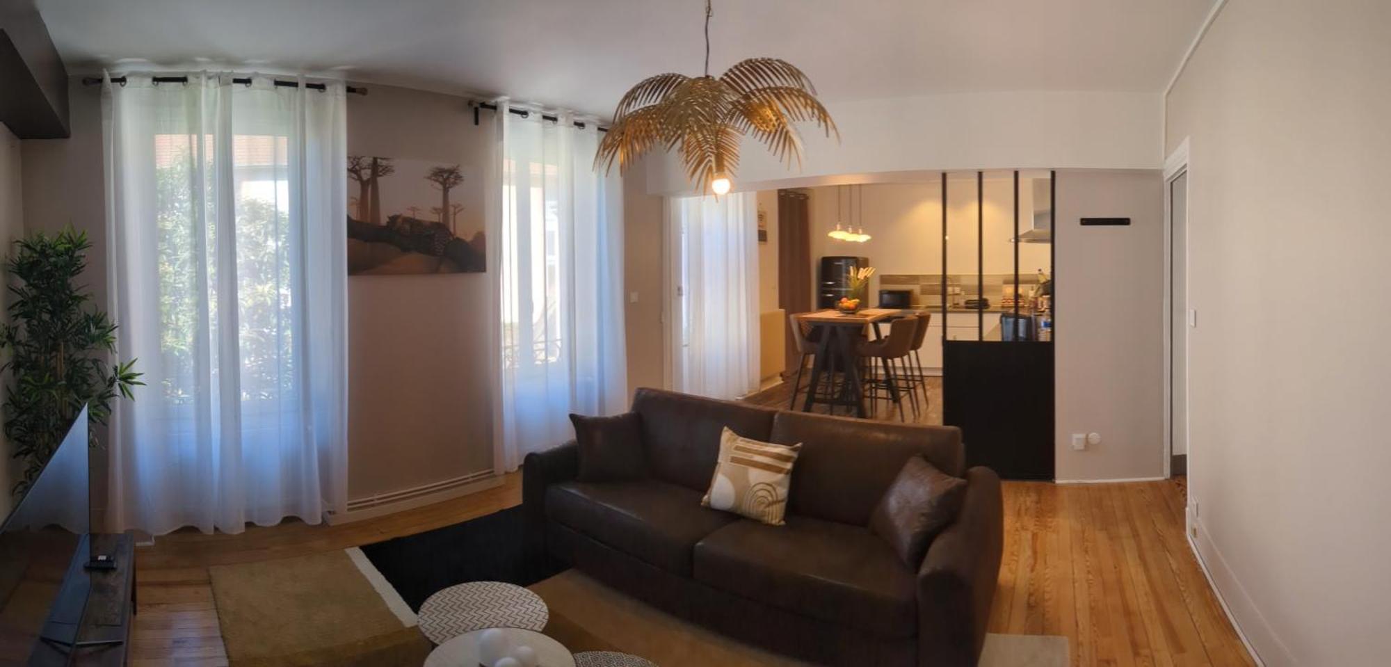 Couette Et Tartine Bed & Breakfast Шалон-сюр-Сон Екстериор снимка